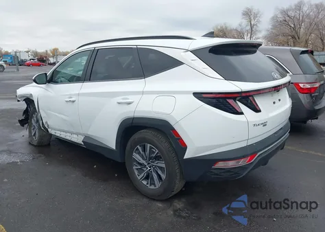 2022 Hyundai Tucson Hybrid Blue z USA, uszkodzony, nr VIN KM8JBCA11NU045645